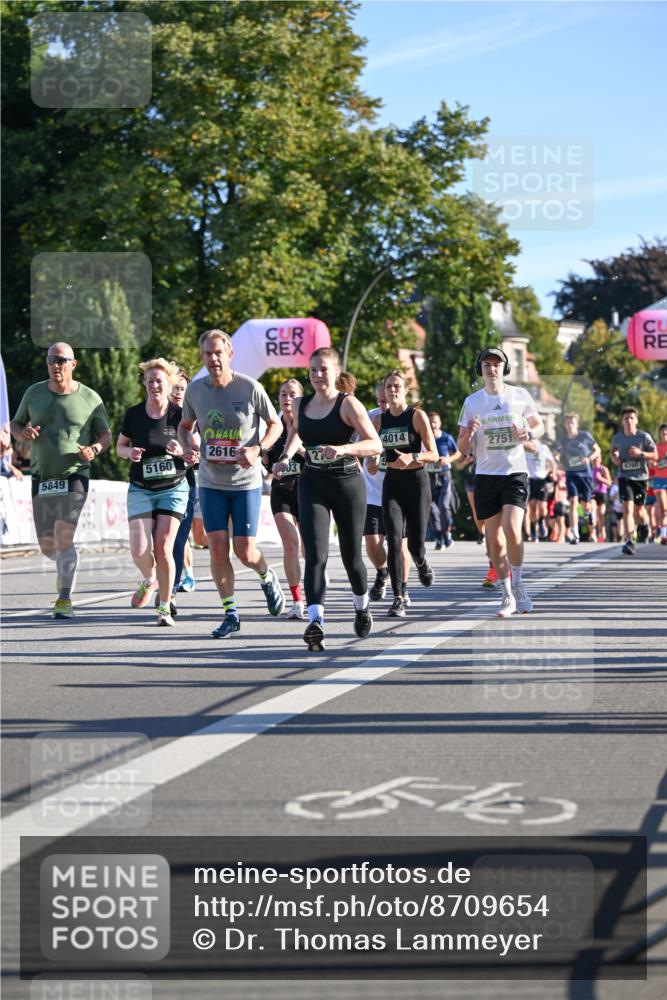 07.09.2025 - BARMER Alsterlauf Dr. Thomas Lammeyer http://msf.ph/oto/8709654 07.09.2025 09:34:18 Laufen 5160, 5849, 2616, 4014, 2751 meine-sportfotos.de