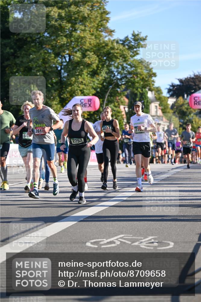 07.09.2025 - BARMER Alsterlauf Dr. Thomas Lammeyer http://msf.ph/oto/8709658 07.09.2025 09:34:18 Laufen 51, 261, 2752, 40, 275 meine-sportfotos.de