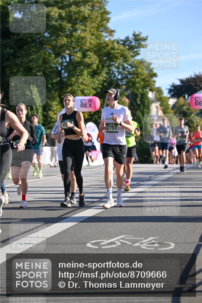 07.09.2025 - BARMER Alsterlauf Dr. Thomas Lammeyer http://msf.ph/oto/8709666 07.09.2025 09:34:20 Laufen 2751, 125 meine-sportfotos.de