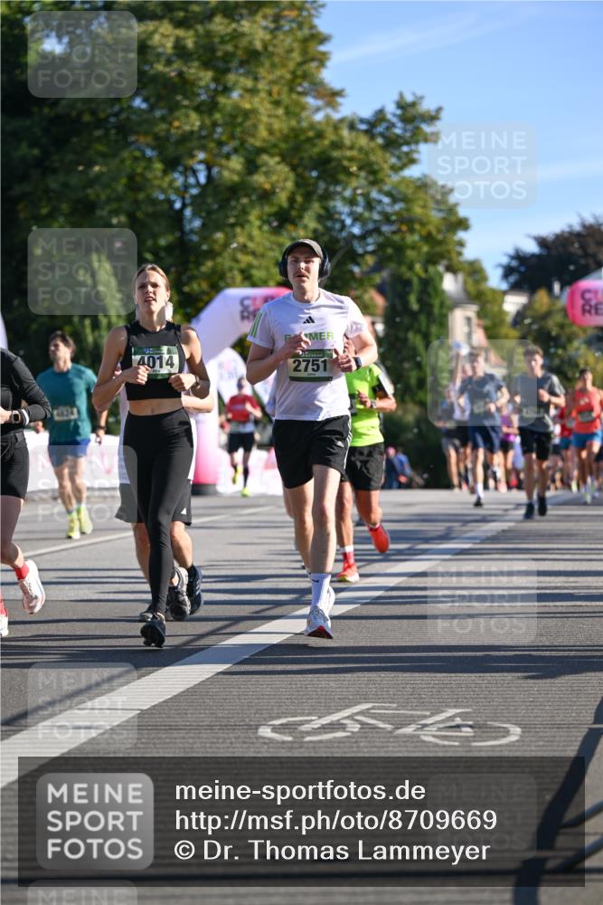 07.09.2025 - BARMER Alsterlauf Dr. Thomas Lammeyer http://msf.ph/oto/8709669 07.09.2025 09:34:20 Laufen 4014, 2751 meine-sportfotos.de