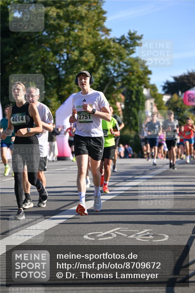 07.09.2025 - BARMER Alsterlauf Dr. Thomas Lammeyer http://msf.ph/oto/8709672 07.09.2025 09:34:21 Laufen 4014, 2751 meine-sportfotos.de