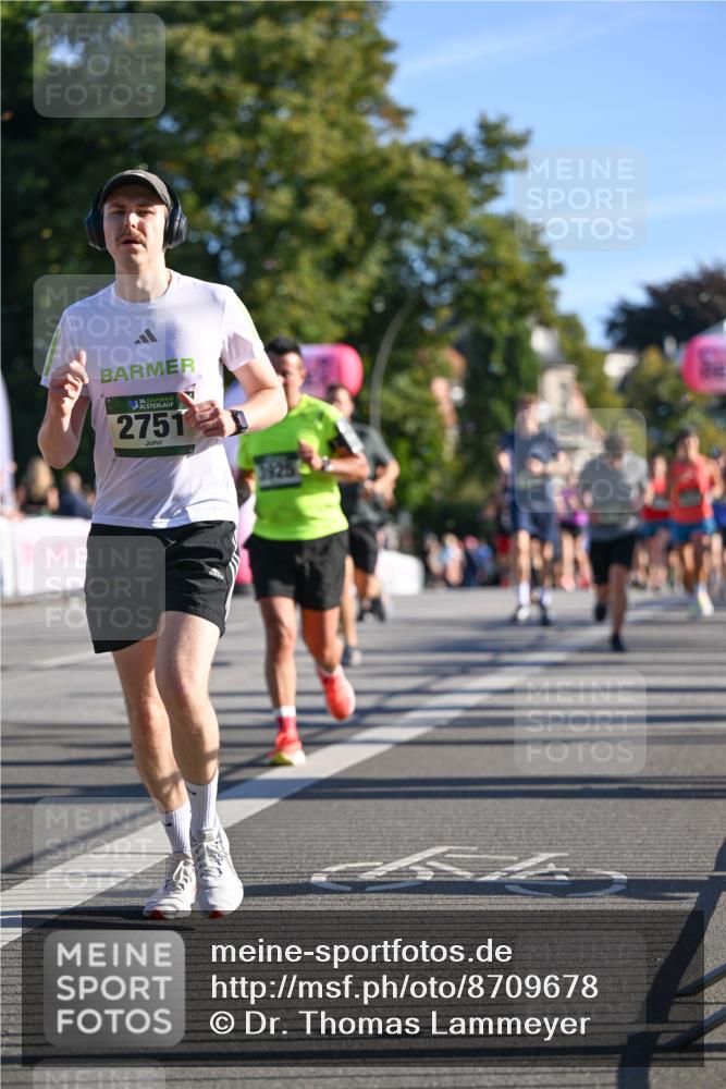 07.09.2025 - BARMER Alsterlauf Dr. Thomas Lammeyer http://msf.ph/oto/8709678 07.09.2025 09:34:21 Laufen 136, 2751 meine-sportfotos.de