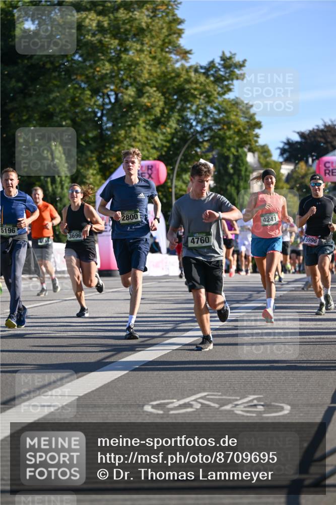 07.09.2025 - BARMER Alsterlauf Dr. Thomas Lammeyer http://msf.ph/oto/8709695 07.09.2025 09:34:24 Laufen 5196, 3696, 2800, 4760, 4241, 5996 meine-sportfotos.de