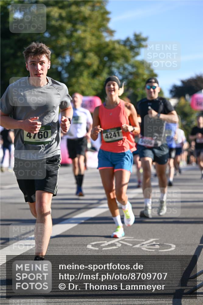 07.09.2025 - BARMER Alsterlauf Dr. Thomas Lammeyer http://msf.ph/oto/8709707 07.09.2025 09:34:26 Laufen 4760, 4241, 3106 meine-sportfotos.de