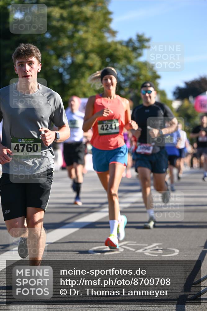 07.09.2025 - BARMER Alsterlauf Dr. Thomas Lammeyer http://msf.ph/oto/8709708 07.09.2025 09:34:26 Laufen 36, 4760, 4241 meine-sportfotos.de