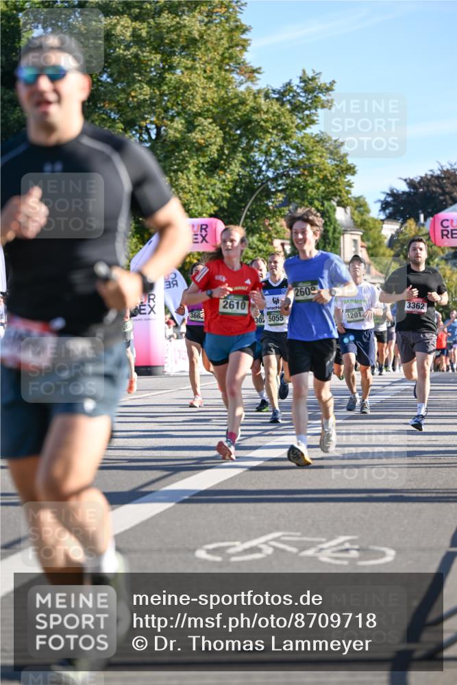 07.09.2025 - BARMER Alsterlauf Dr. Thomas Lammeyer http://msf.ph/oto/8709718 07.09.2025 09:34:28 Laufen 5, 366, 2610, 2609, 30, 5055, 3362, 1201 meine-sportfotos.de