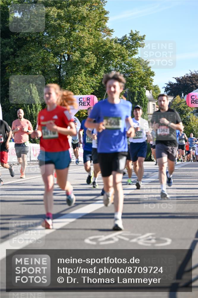 07.09.2025 - BARMER Alsterlauf Dr. Thomas Lammeyer http://msf.ph/oto/8709724 07.09.2025 09:34:29 Laufen 201, 230, 2029, 1362, 34, 8033 meine-sportfotos.de