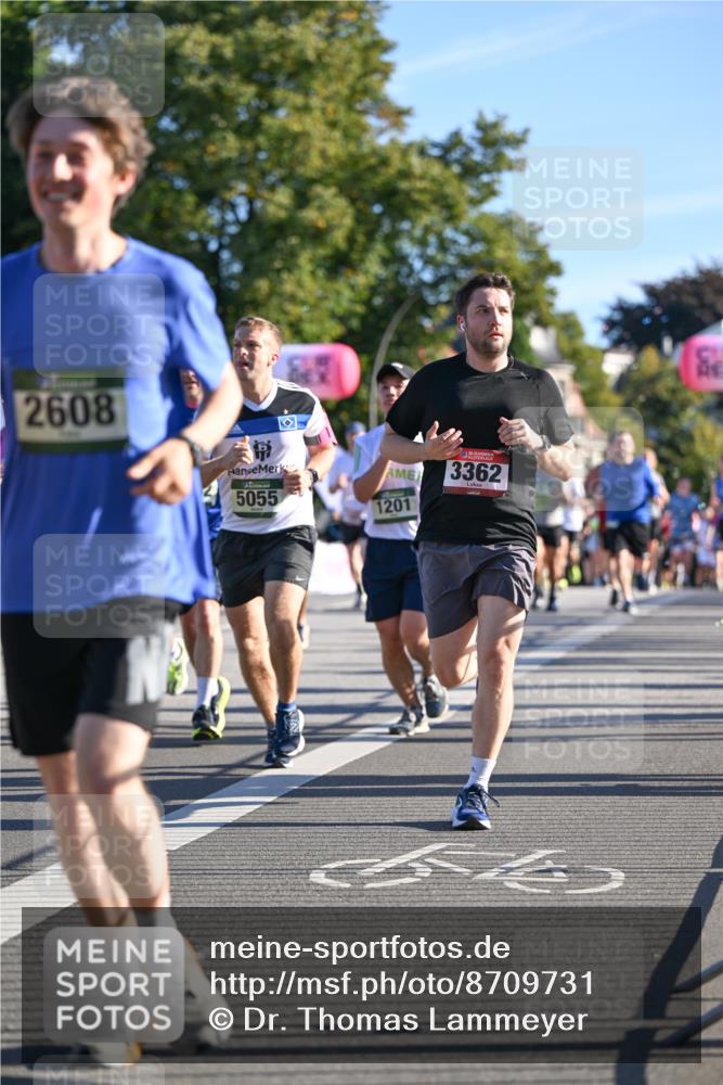 07.09.2025 - BARMER Alsterlauf Dr. Thomas Lammeyer http://msf.ph/oto/8709731 07.09.2025 09:34:30 Laufen 2608, 3362, 5055, 1201 meine-sportfotos.de