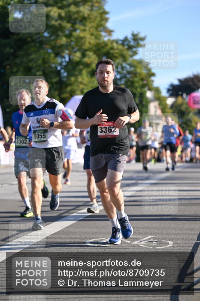 07.09.2025 - BARMER Alsterlauf Dr. Thomas Lammeyer http://msf.ph/oto/8709735 07.09.2025 09:34:31 Laufen 2302, 5055, 3362 meine-sportfotos.de