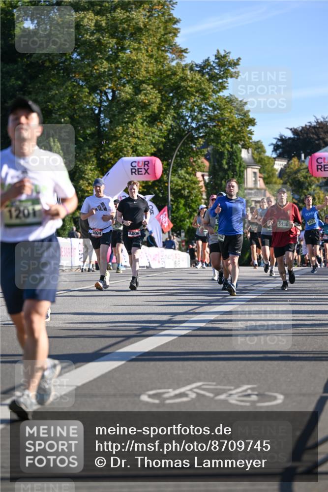 07.09.2025 - BARMER Alsterlauf Dr. Thomas Lammeyer http://msf.ph/oto/8709745 07.09.2025 09:34:32 Laufen 1201, 5004, 5006, 554, 6138, 3622 meine-sportfotos.de