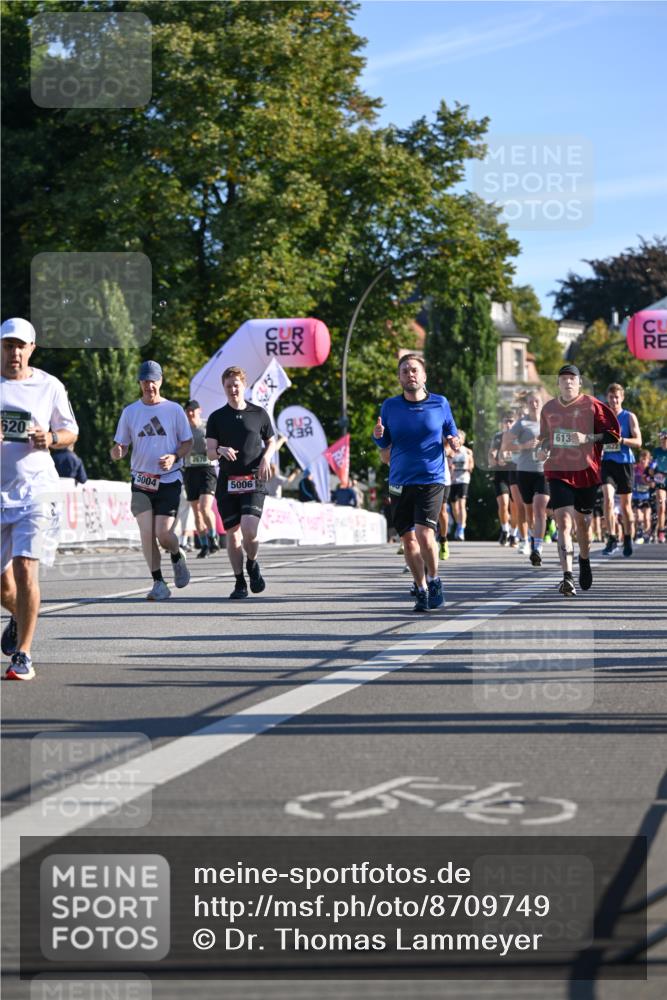 07.09.2025 - BARMER Alsterlauf Dr. Thomas Lammeyer http://msf.ph/oto/8709749 07.09.2025 09:34:33 Laufen 620, 5004, 2670, 5006, 613 meine-sportfotos.de