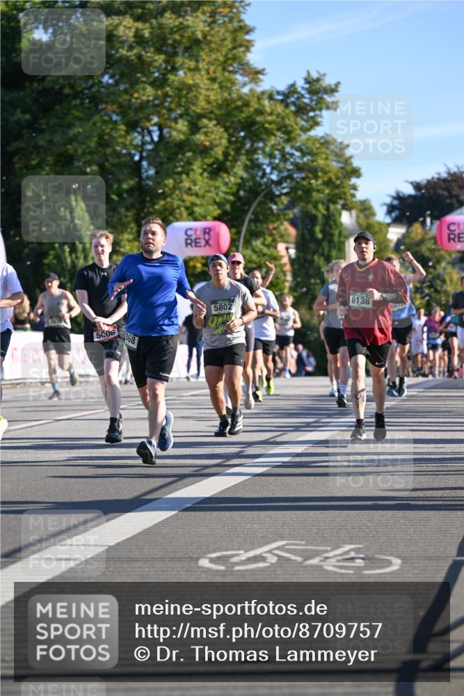 07.09.2025 - BARMER Alsterlauf Dr. Thomas Lammeyer http://msf.ph/oto/8709757 07.09.2025 09:34:34 Laufen 5006, 368, 5802, 6138 meine-sportfotos.de
