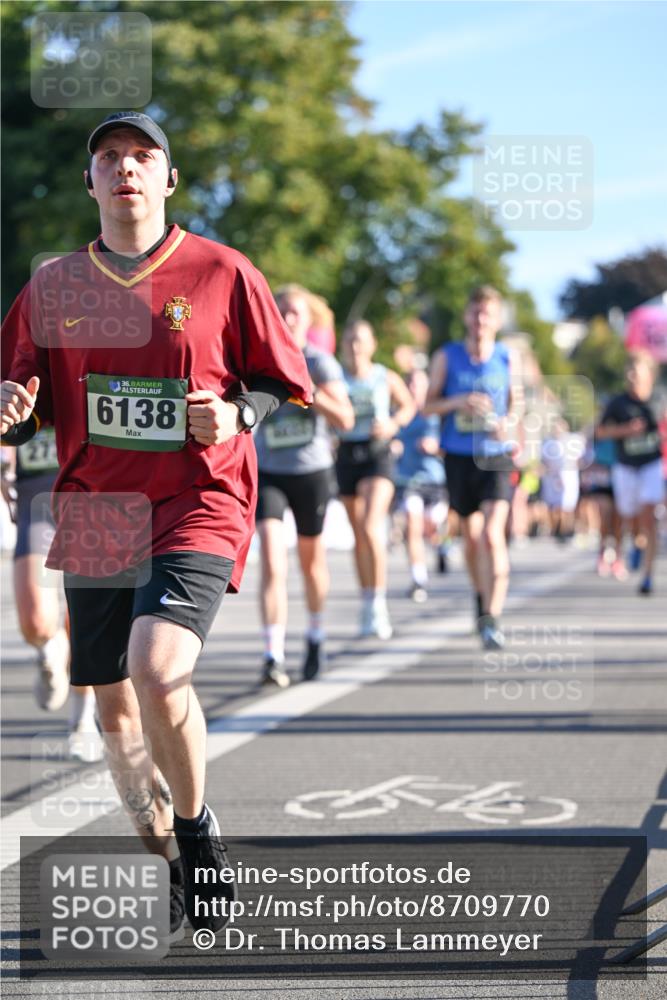 07.09.2025 - BARMER Alsterlauf Dr. Thomas Lammeyer http://msf.ph/oto/8709770 07.09.2025 09:34:38 Laufen 36, 6138 meine-sportfotos.de