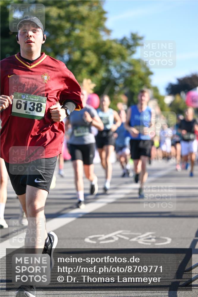 07.09.2025 - BARMER Alsterlauf Dr. Thomas Lammeyer http://msf.ph/oto/8709771 07.09.2025 09:34:38 Laufen 1036, 6138 meine-sportfotos.de