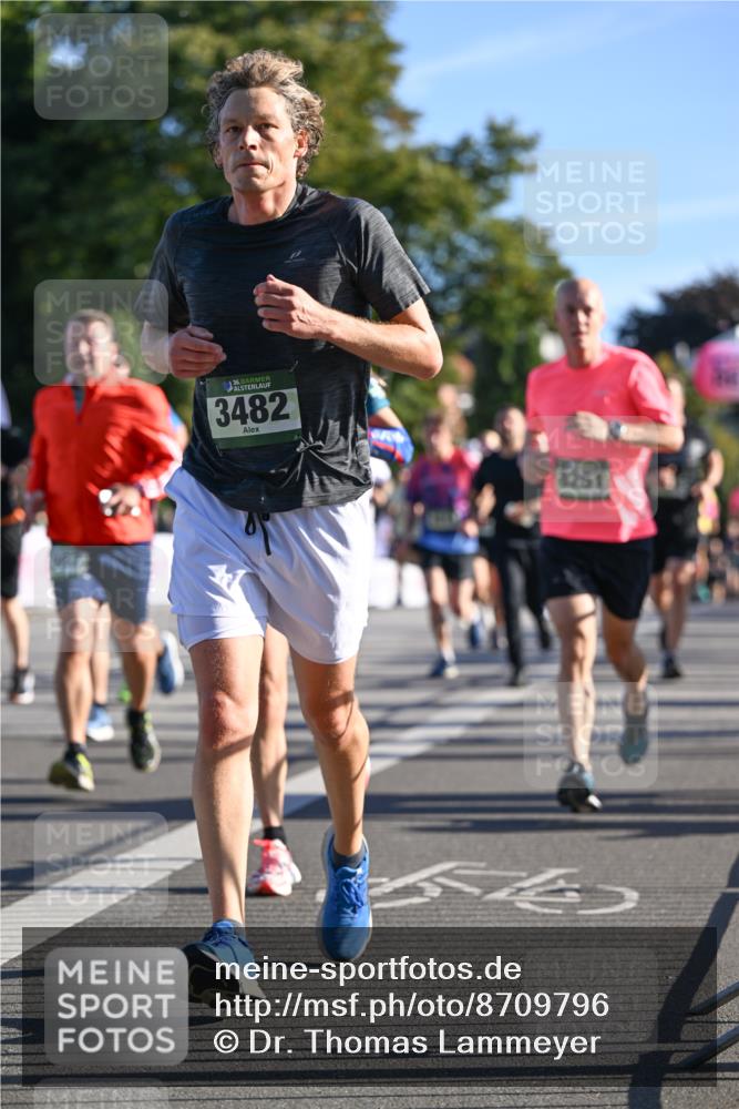 07.09.2025 - BARMER Alsterlauf Dr. Thomas Lammeyer http://msf.ph/oto/8709796 07.09.2025 09:34:43 Laufen 136, 3482, 125 meine-sportfotos.de