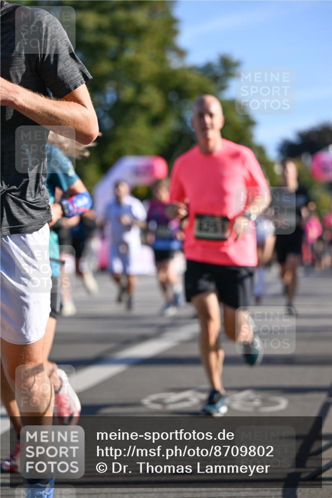 07.09.2025 - BARMER Alsterlauf Dr. Thomas Lammeyer http://msf.ph/oto/8709802 07.09.2025 09:34:44 Laufen  meine-sportfotos.de