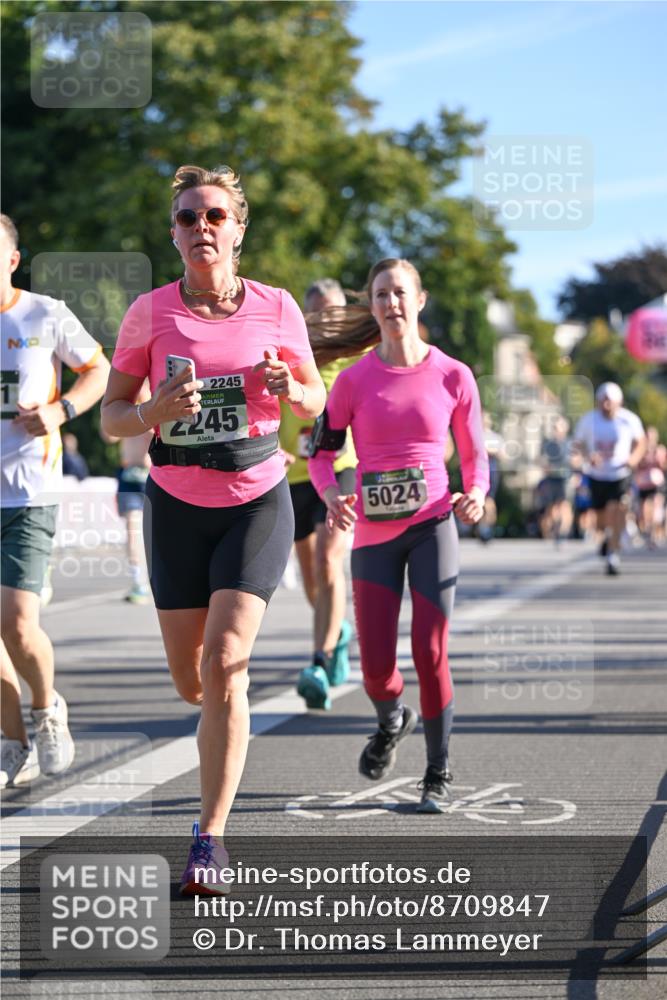 07.09.2025 - BARMER Alsterlauf Dr. Thomas Lammeyer http://msf.ph/oto/8709847 07.09.2025 09:34:52 Laufen 1, 2245, 2245, 5024 meine-sportfotos.de