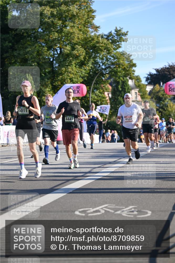 07.09.2025 - BARMER Alsterlauf Dr. Thomas Lammeyer http://msf.ph/oto/8709859 07.09.2025 09:34:54 Laufen 5011, 6324, 905, 4441, 4523, 5637 meine-sportfotos.de