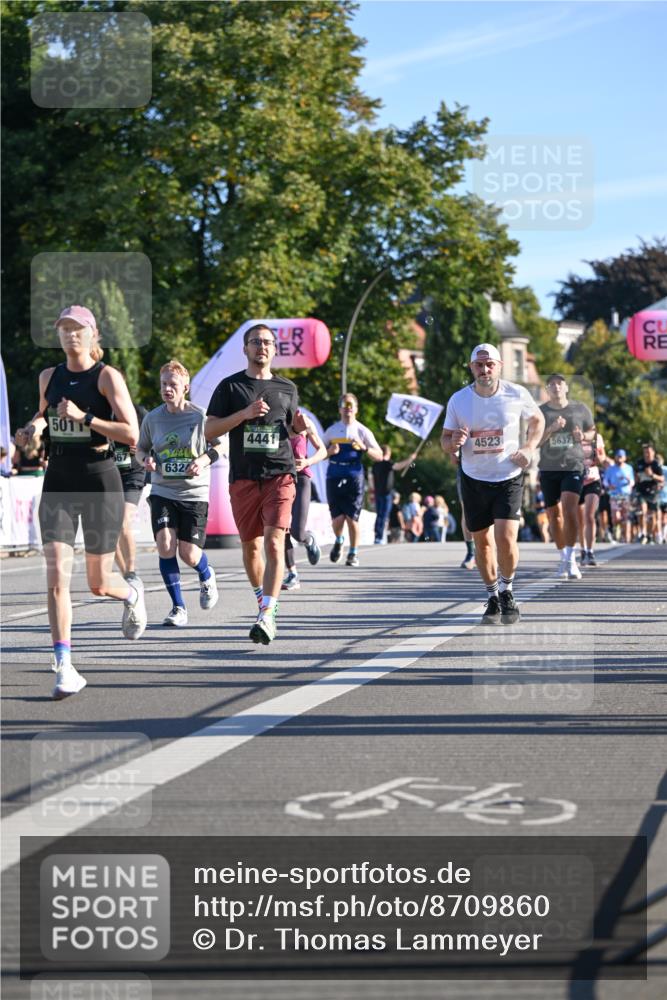 07.09.2025 - BARMER Alsterlauf Dr. Thomas Lammeyer http://msf.ph/oto/8709860 07.09.2025 09:34:54 Laufen 5011, 440, 632, 4441, 4523, 5637 meine-sportfotos.de
