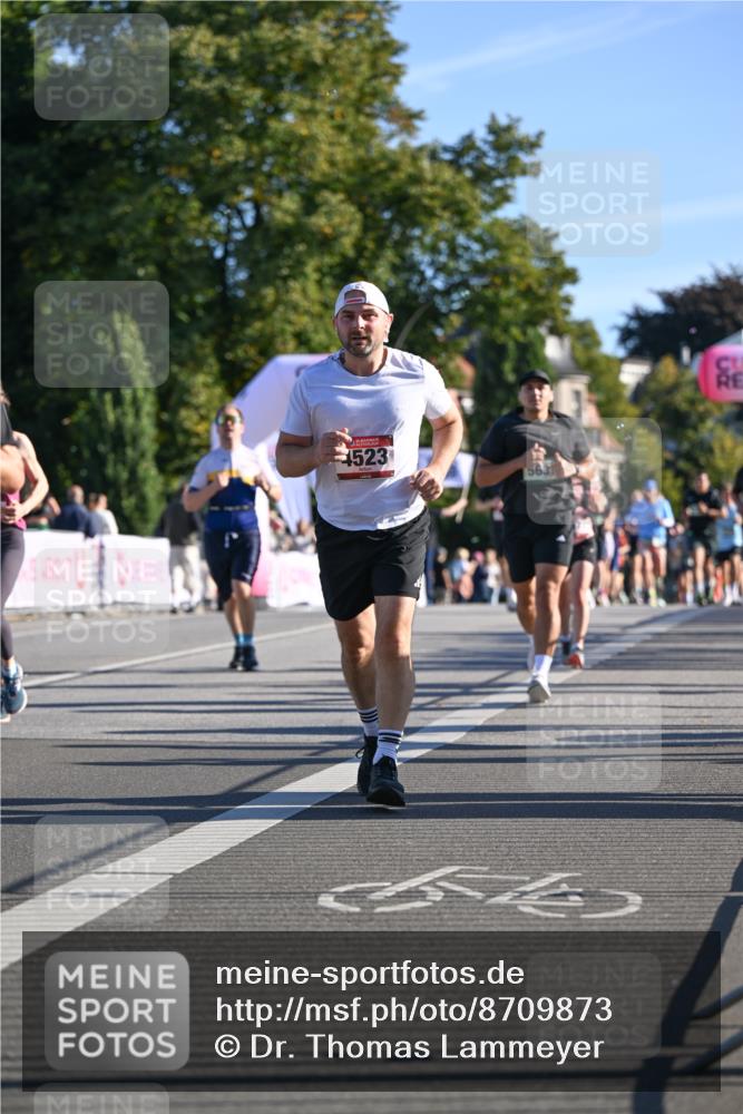 07.09.2025 - BARMER Alsterlauf Dr. Thomas Lammeyer http://msf.ph/oto/8709873 07.09.2025 09:34:57 Laufen 4523, 563 meine-sportfotos.de