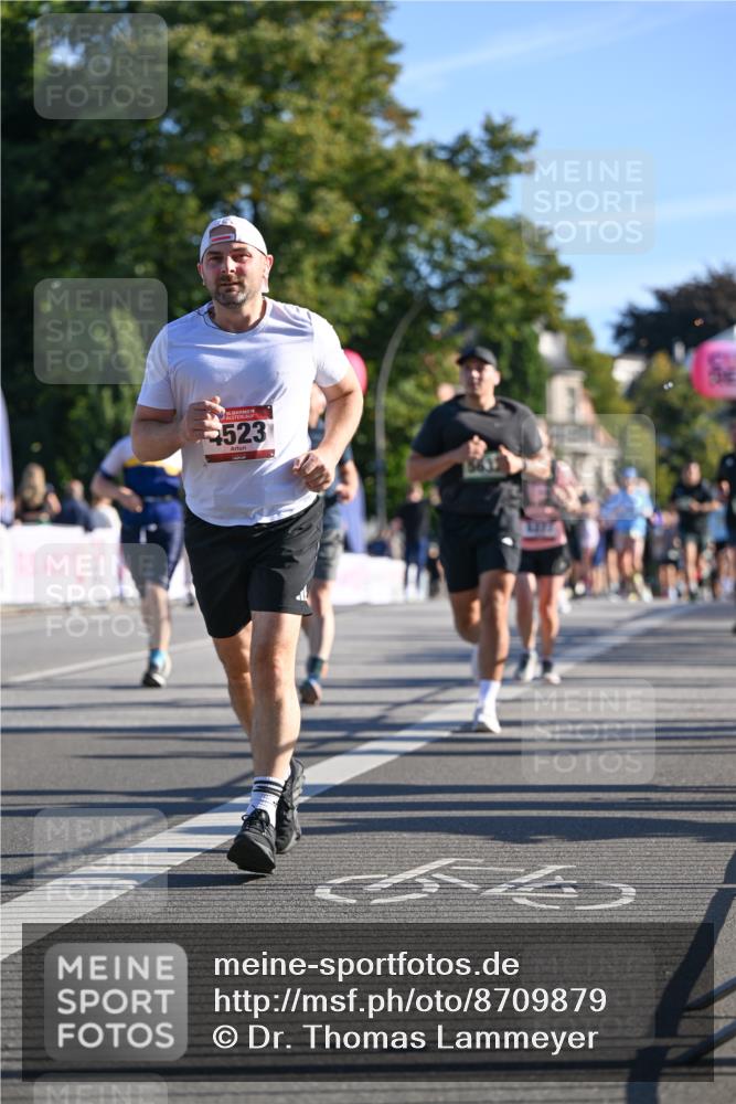 07.09.2025 - BARMER Alsterlauf Dr. Thomas Lammeyer http://msf.ph/oto/8709879 07.09.2025 09:34:58 Laufen 523, 5337 meine-sportfotos.de