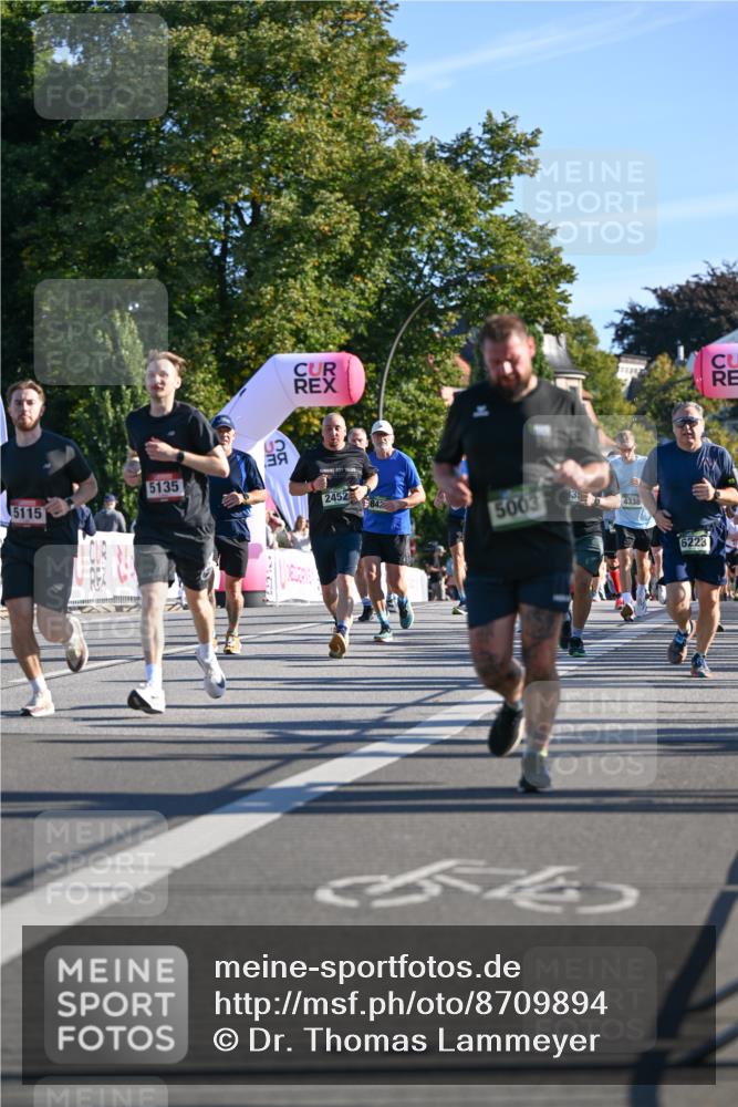 07.09.2025 - BARMER Alsterlauf Dr. Thomas Lammeyer http://msf.ph/oto/8709894 07.09.2025 09:35:03 Laufen 5135, 5115, 2452, 5003, 4338, 54, 6223 meine-sportfotos.de