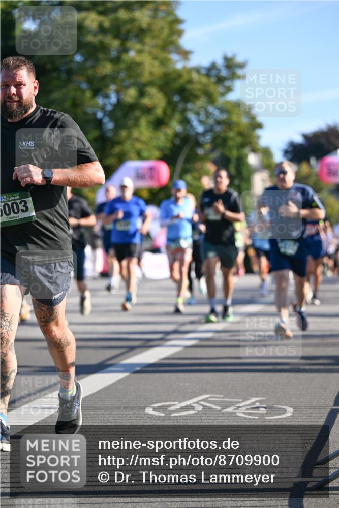 07.09.2025 - BARMER Alsterlauf Dr. Thomas Lammeyer http://msf.ph/oto/8709900 07.09.2025 09:35:04 Laufen 5003 meine-sportfotos.de