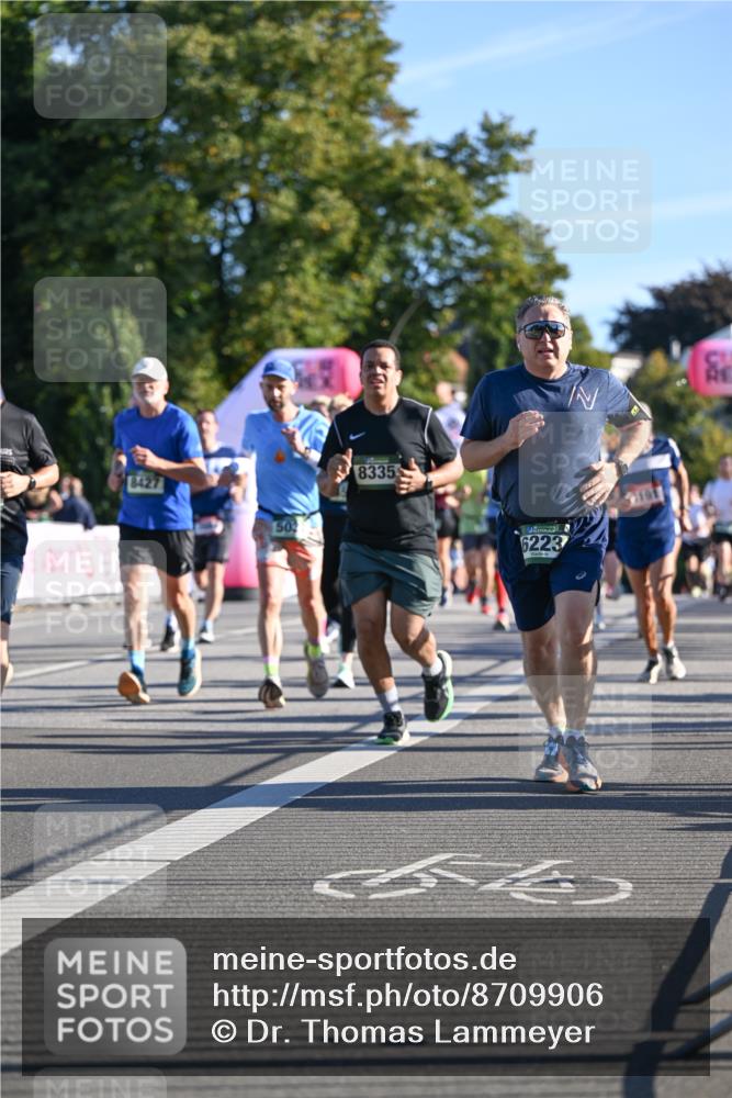 07.09.2025 - BARMER Alsterlauf Dr. Thomas Lammeyer http://msf.ph/oto/8709906 07.09.2025 09:35:05 Laufen 8427, 50, 8335, 6223 meine-sportfotos.de