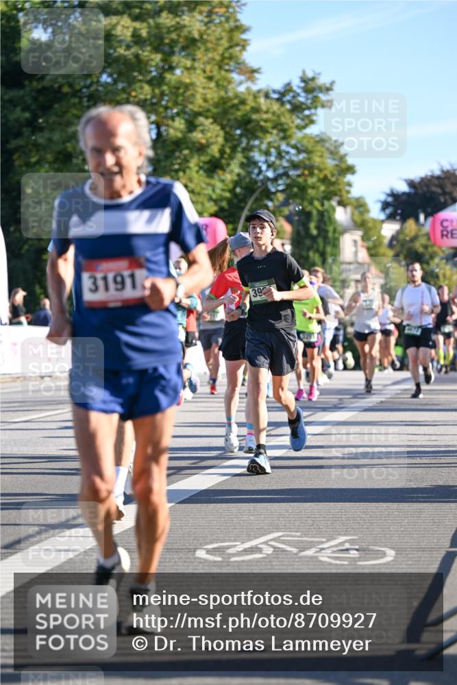07.09.2025 - BARMER Alsterlauf Dr. Thomas Lammeyer http://msf.ph/oto/8709927 07.09.2025 09:35:09 Laufen 3191, 39 meine-sportfotos.de