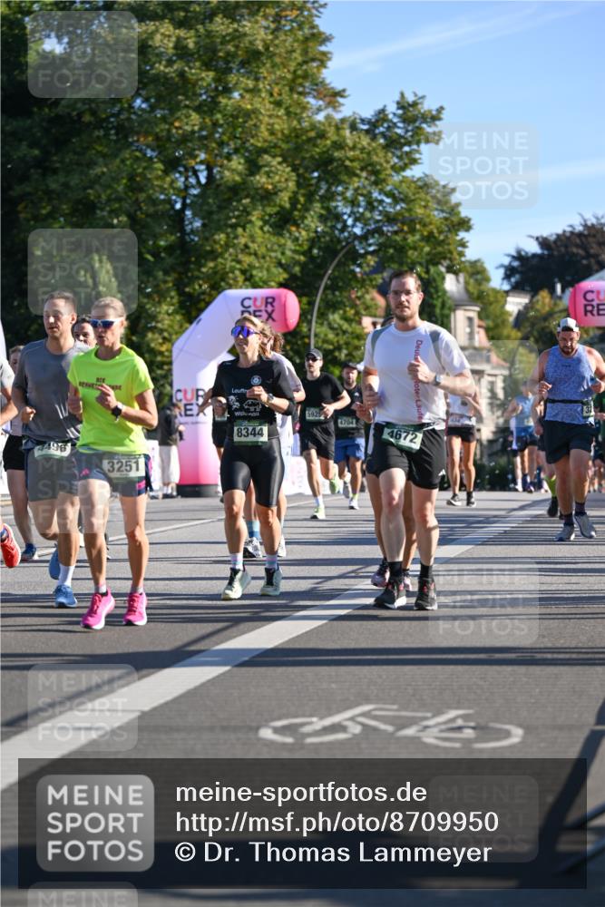 07.09.2025 - BARMER Alsterlauf Dr. Thomas Lammeyer http://msf.ph/oto/8709950 07.09.2025 09:35:12 Laufen 4496, 3251, 8344, 5929, 4704, 4672, 54 meine-sportfotos.de