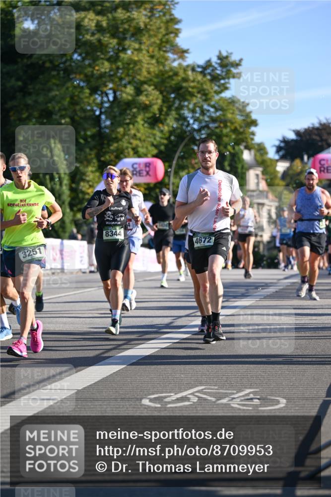 07.09.2025 - BARMER Alsterlauf Dr. Thomas Lammeyer http://msf.ph/oto/8709953 07.09.2025 09:35:13 Laufen 3251, 8344, 4672 meine-sportfotos.de