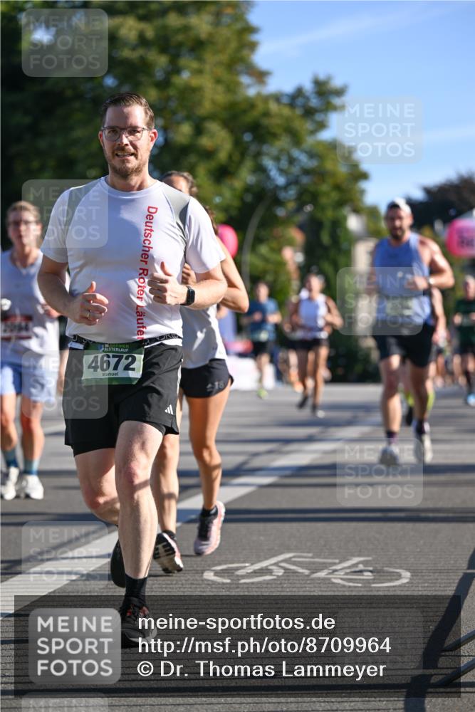 07.09.2025 - BARMER Alsterlauf Dr. Thomas Lammeyer http://msf.ph/oto/8709964 07.09.2025 09:35:15 Laufen 4672, 18 meine-sportfotos.de