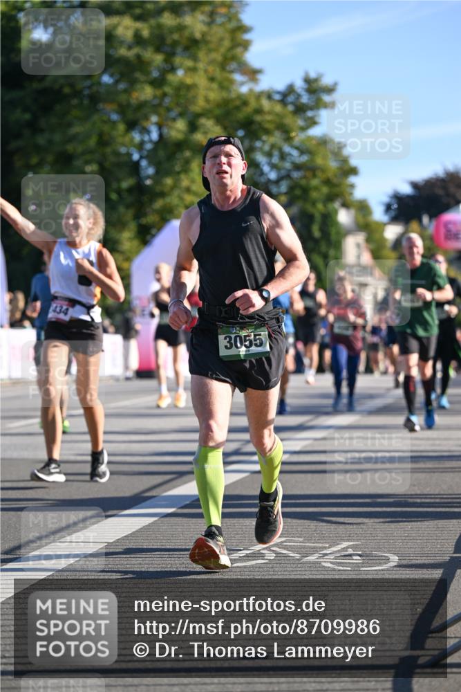 07.09.2025 - BARMER Alsterlauf Dr. Thomas Lammeyer http://msf.ph/oto/8709986 07.09.2025 09:35:18 Laufen 434, 3055 meine-sportfotos.de