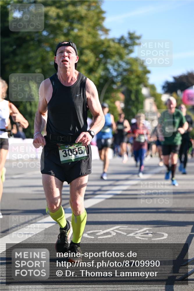 07.09.2025 - BARMER Alsterlauf Dr. Thomas Lammeyer http://msf.ph/oto/8709990 07.09.2025 09:35:19 Laufen 3055 meine-sportfotos.de