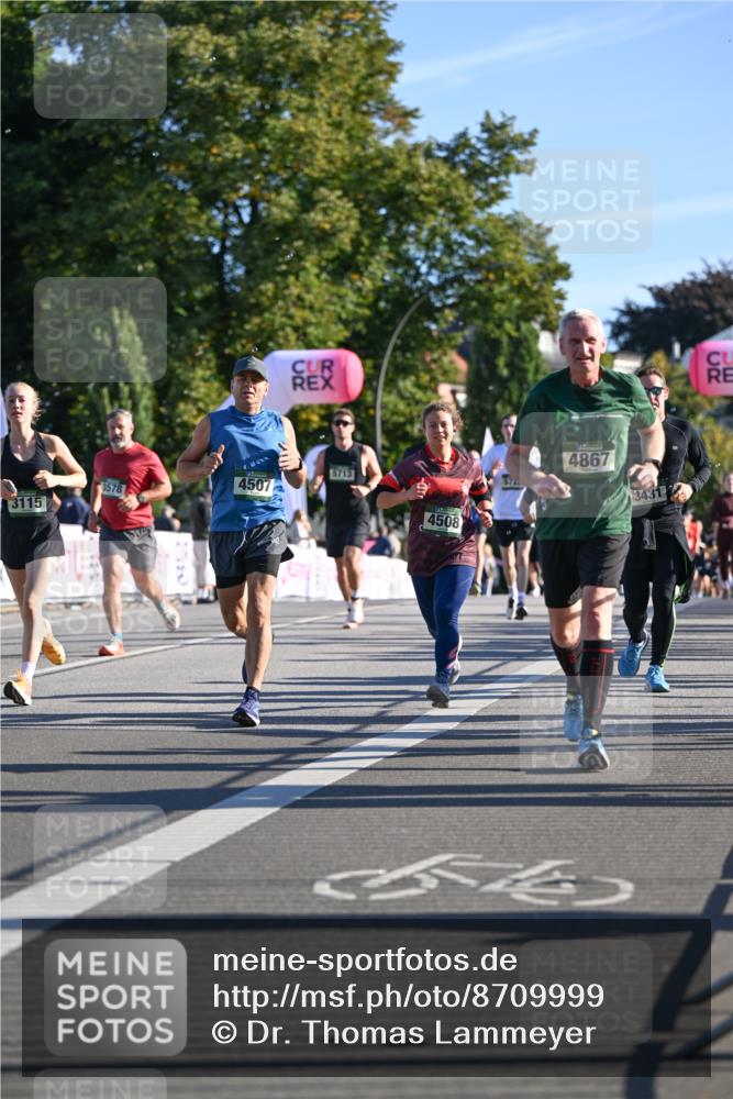 07.09.2025 - BARMER Alsterlauf Dr. Thomas Lammeyer http://msf.ph/oto/8709999 07.09.2025 09:35:20 Laufen 4507, 3115, 5713, 4508, 4867, 3431 meine-sportfotos.de