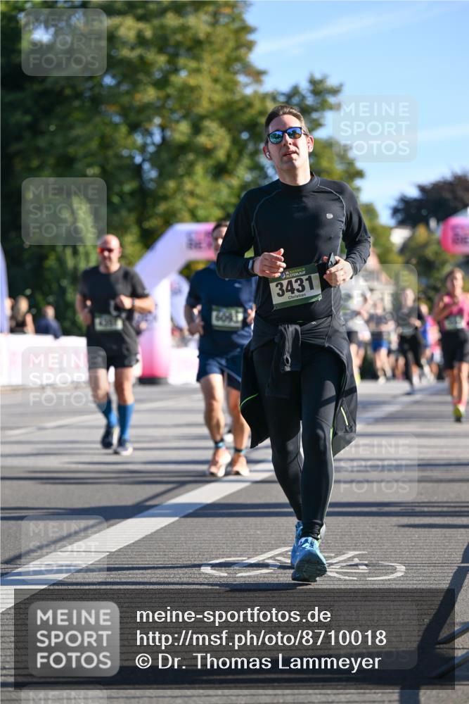 07.09.2025 - BARMER Alsterlauf Dr. Thomas Lammeyer http://msf.ph/oto/8710018 07.09.2025 09:35:23 Laufen 35, 3431 meine-sportfotos.de