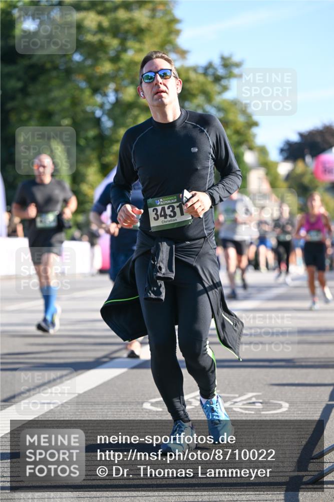 07.09.2025 - BARMER Alsterlauf Dr. Thomas Lammeyer http://msf.ph/oto/8710022 07.09.2025 09:35:24 Laufen 36, 3431 meine-sportfotos.de