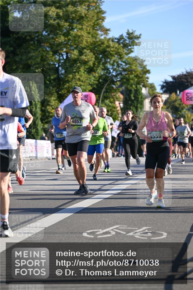 07.09.2025 - BARMER Alsterlauf Dr. Thomas Lammeyer http://msf.ph/oto/8710038 07.09.2025 09:35:27 Laufen 2188, 4857, 8383, 4135, 3559 meine-sportfotos.de
