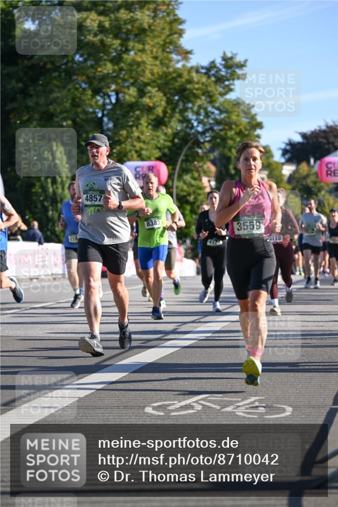 07.09.2025 - BARMER Alsterlauf Dr. Thomas Lammeyer http://msf.ph/oto/8710042 07.09.2025 09:35:27 Laufen 218, 4857, 8383, 3559, 24119 meine-sportfotos.de