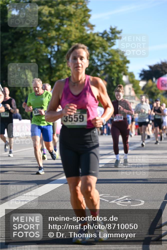 07.09.2025 - BARMER Alsterlauf Dr. Thomas Lammeyer http://msf.ph/oto/8710050 07.09.2025 09:35:28 Laufen 83, 3559, 4119 meine-sportfotos.de