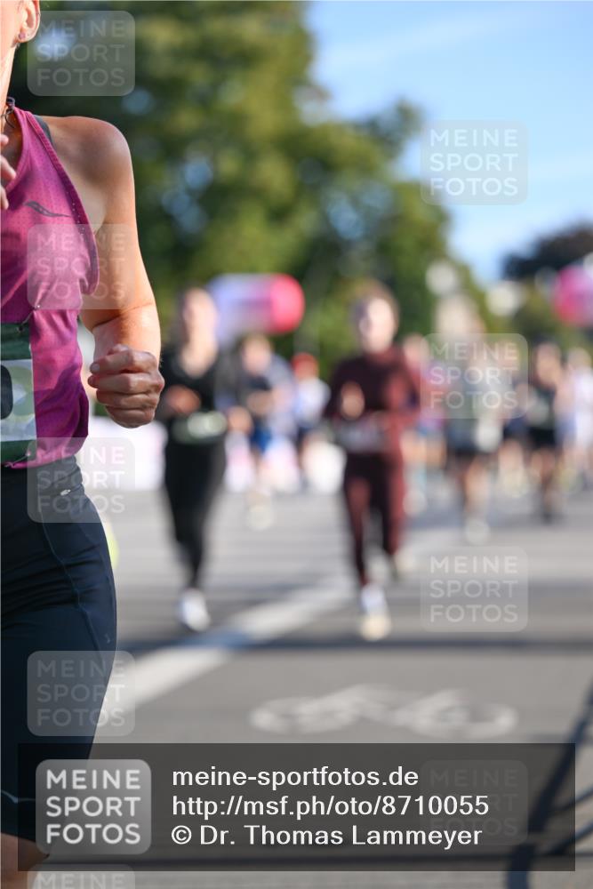07.09.2025 - BARMER Alsterlauf Dr. Thomas Lammeyer http://msf.ph/oto/8710055 07.09.2025 09:35:29 Laufen 4 meine-sportfotos.de