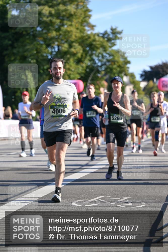 07.09.2025 - BARMER Alsterlauf Dr. Thomas Lammeyer http://msf.ph/oto/8710077 07.09.2025 09:35:33 Laufen 4006, 10, 4456, 5260 meine-sportfotos.de