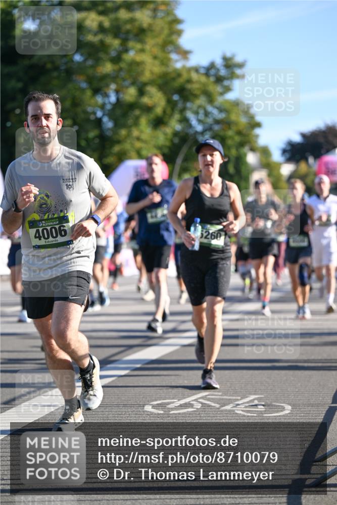 07.09.2025 - BARMER Alsterlauf Dr. Thomas Lammeyer http://msf.ph/oto/8710079 07.09.2025 09:35:34 Laufen 19, 36, 4006, 5260 meine-sportfotos.de