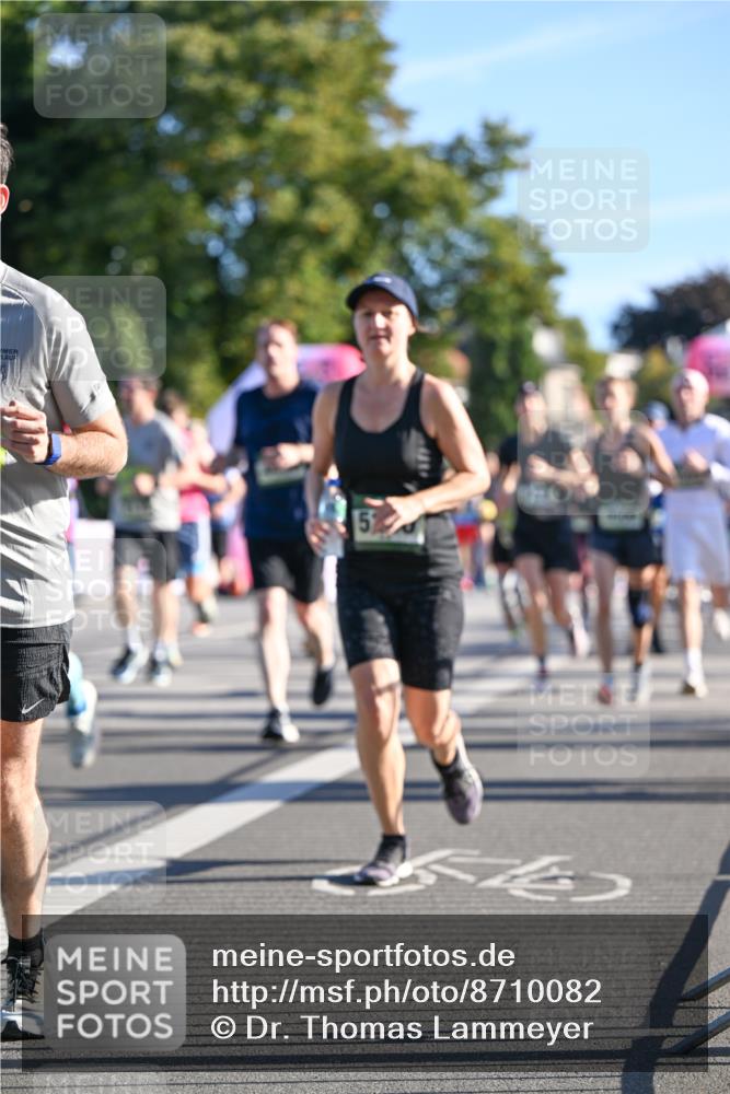 07.09.2025 - BARMER Alsterlauf Dr. Thomas Lammeyer http://msf.ph/oto/8710082 07.09.2025 09:35:34 Laufen 5 meine-sportfotos.de