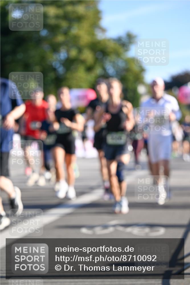 07.09.2025 - BARMER Alsterlauf Dr. Thomas Lammeyer http://msf.ph/oto/8710092 07.09.2025 09:35:36 Laufen  meine-sportfotos.de