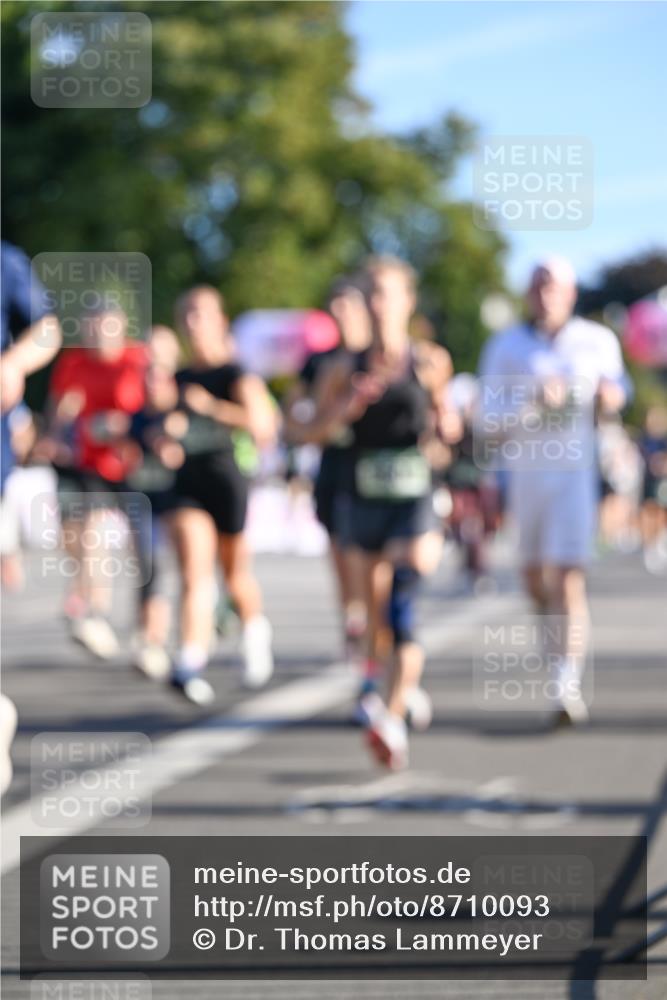 07.09.2025 - BARMER Alsterlauf Dr. Thomas Lammeyer http://msf.ph/oto/8710093 07.09.2025 09:35:36 Laufen  meine-sportfotos.de