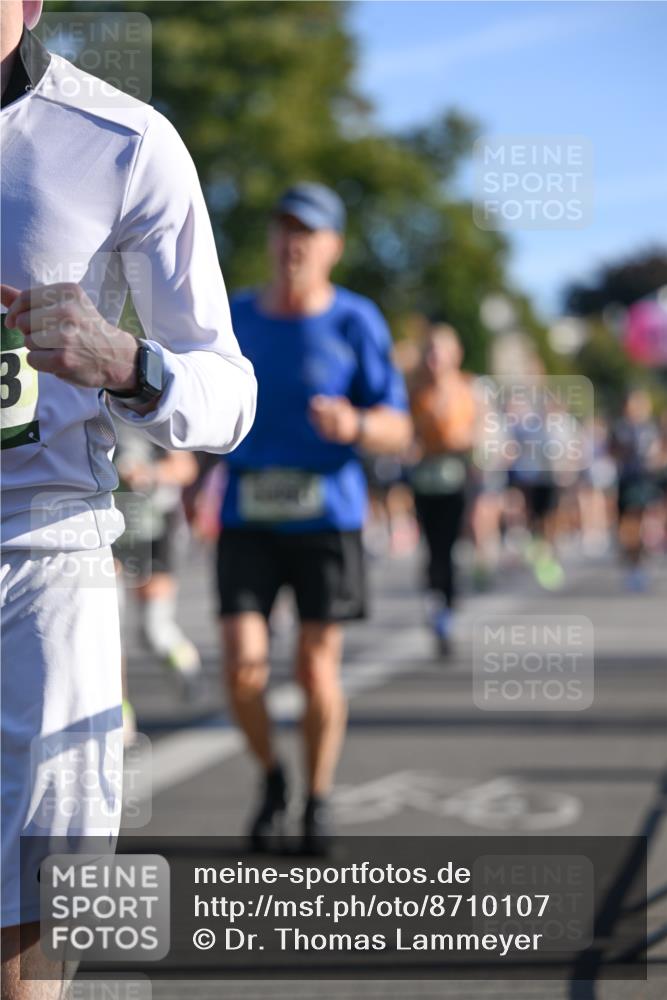 07.09.2025 - BARMER Alsterlauf Dr. Thomas Lammeyer http://msf.ph/oto/8710107 07.09.2025 09:35:38 Laufen 3 meine-sportfotos.de