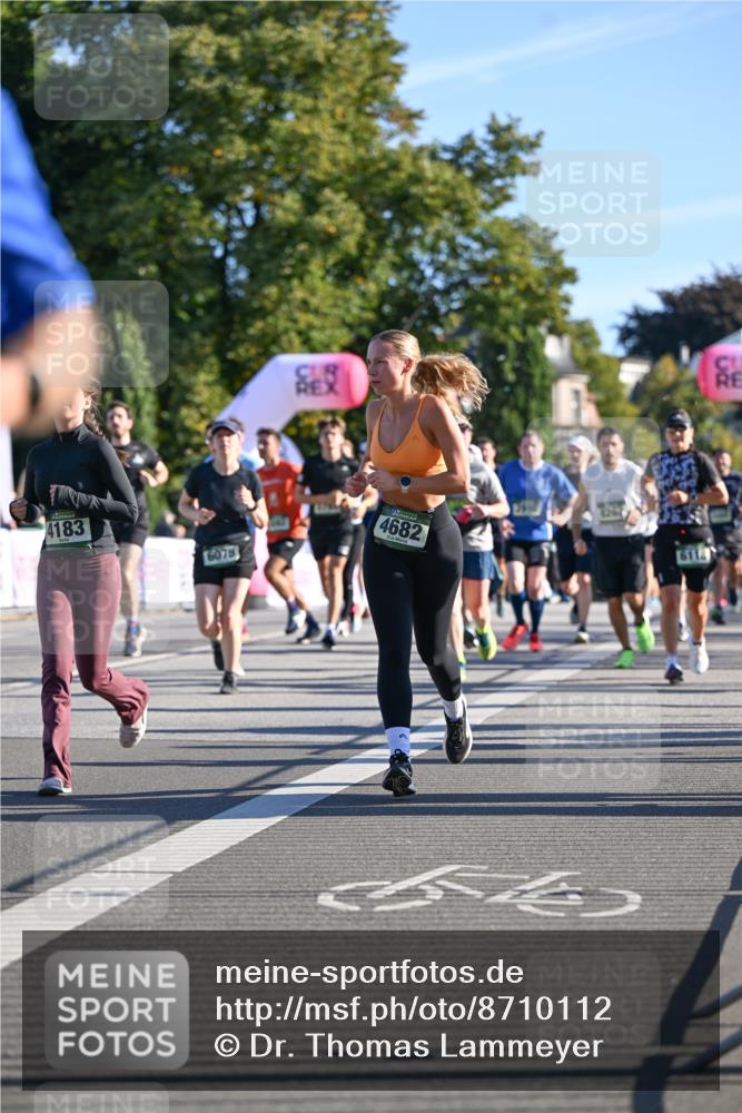 07.09.2025 - BARMER Alsterlauf Dr. Thomas Lammeyer http://msf.ph/oto/8710112 07.09.2025 09:35:39 Laufen 4183, 6075, 4682, 6114 meine-sportfotos.de