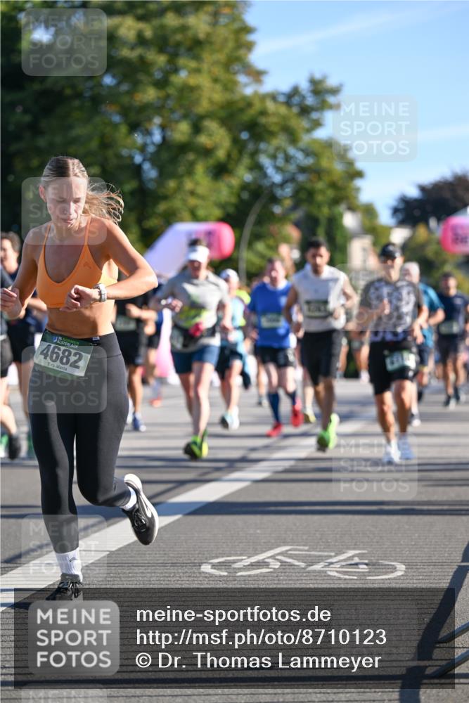 07.09.2025 - BARMER Alsterlauf Dr. Thomas Lammeyer http://msf.ph/oto/8710123 07.09.2025 09:35:41 Laufen 136, 4682 meine-sportfotos.de
