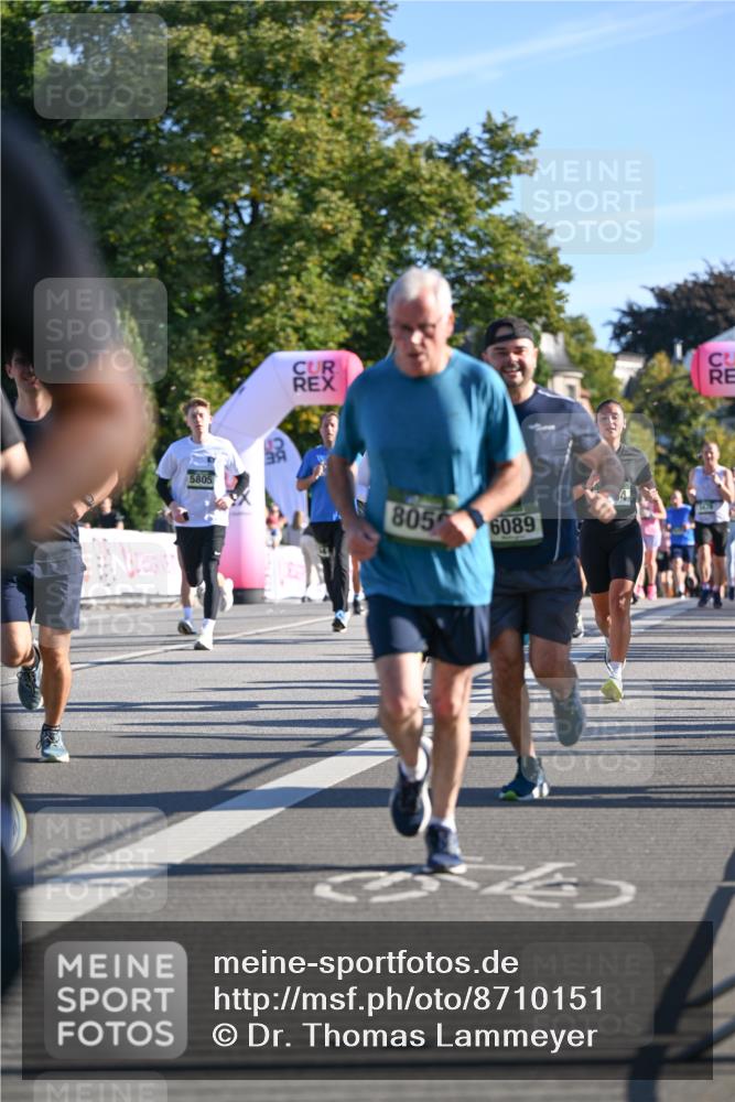 07.09.2025 - BARMER Alsterlauf Dr. Thomas Lammeyer http://msf.ph/oto/8710151 07.09.2025 09:35:45 Laufen 5805, 805, 6089, 4 meine-sportfotos.de